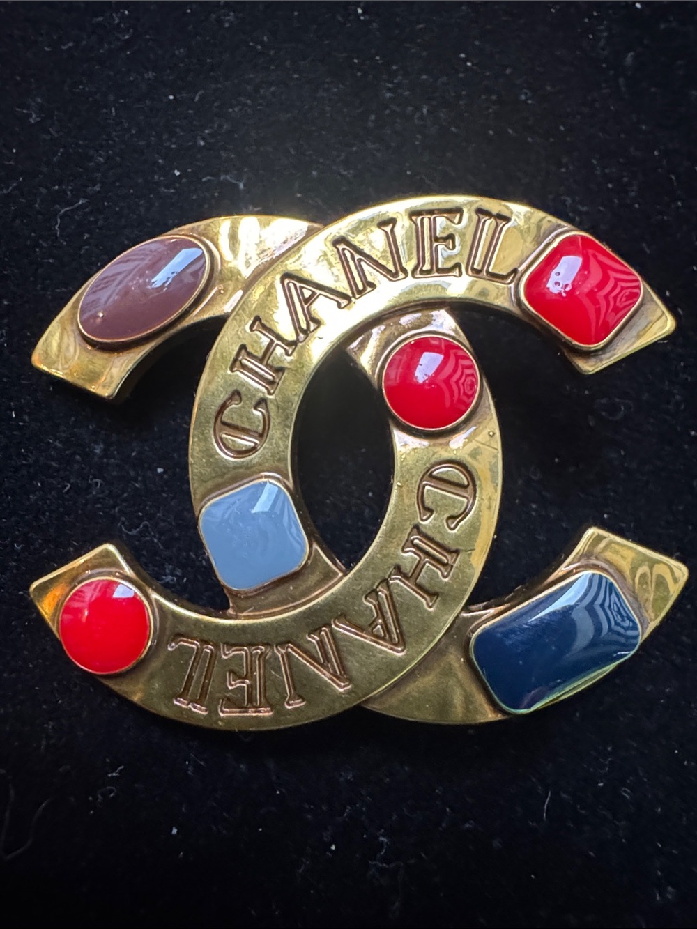 Brooch antique Gold-Tone  Brooch with Multicolor Enamel Stones